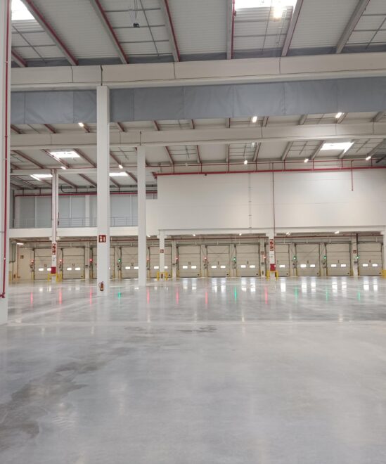 nave disponible en alquiler Lliçà